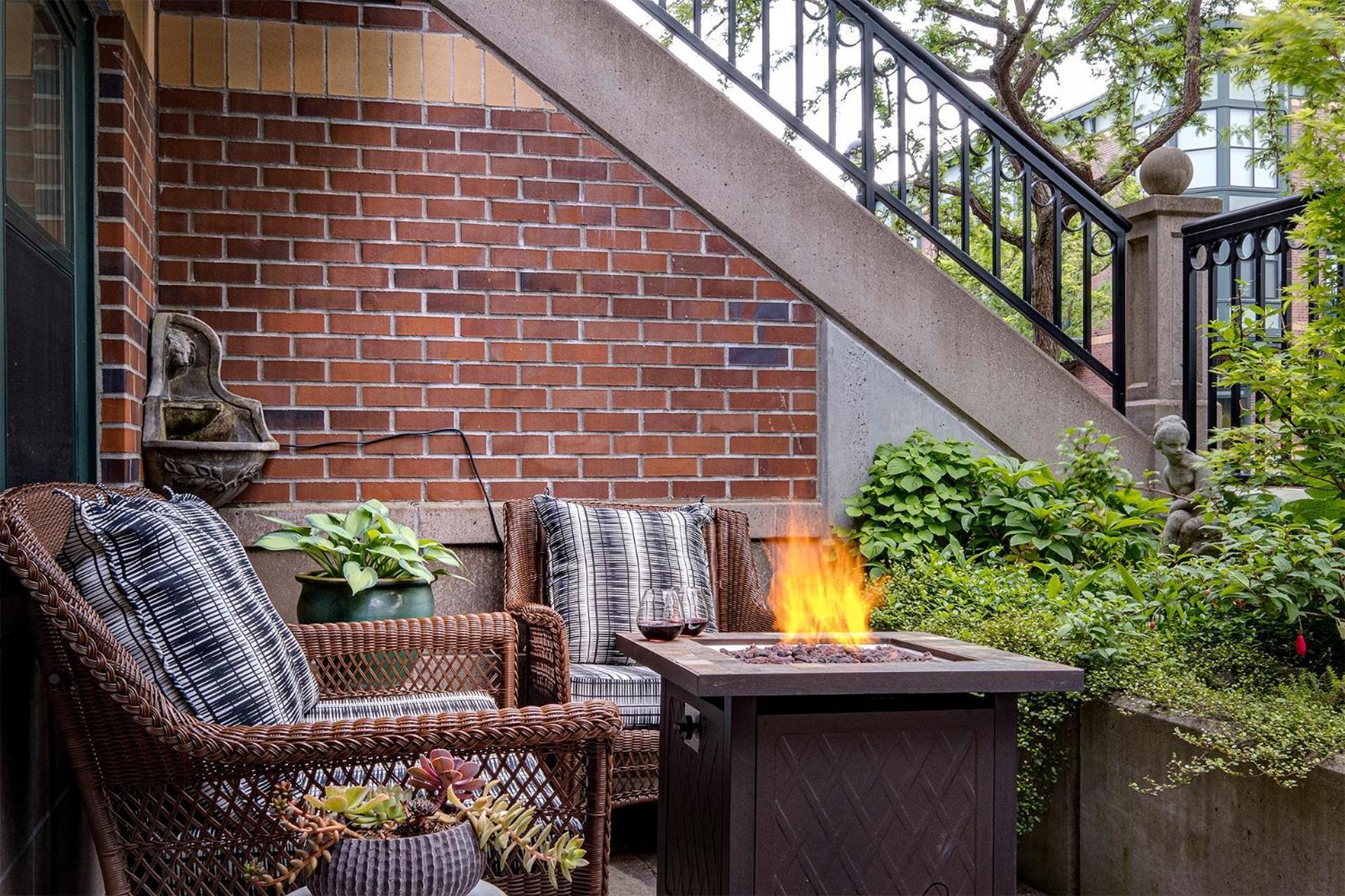 The Orenco Station Hotel Хилсбъро Екстериор снимка